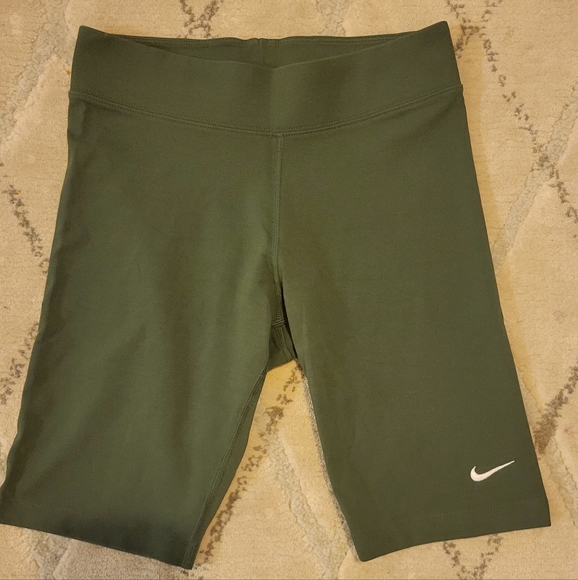Nike Pants - Nike shorts